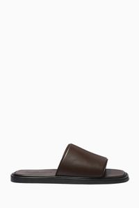 Sandals in Calfskin