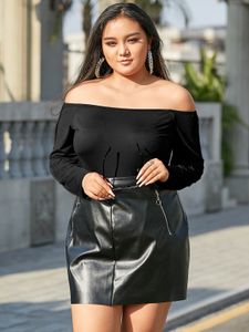 YOINS BASICS Plus Size Off the shoulder Plain Long sleeves Bodysuit