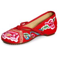 Flower Pattern Embroidery Retro Flat Chinese Knot Loafers