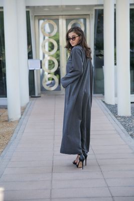 Grey Abaya with Pleated Hem and Sleeves (M) Grey Abaya with Pleated Hem and Sleeves (M)