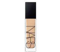 Nars Natural Radiant Longwear Foundation Light 45 Vienna Beige