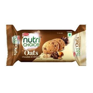 Britannia Nutri Choice Oats Cookies Chocolate & Almond 75gm