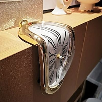 Creative Explosion Models Sitting Twisted Clock Personality Retro Simple Living Room Home Household Wall Clock Melting Clock miniinthebox