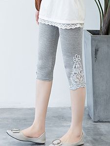 Lace Panel Stretch Slim Pants