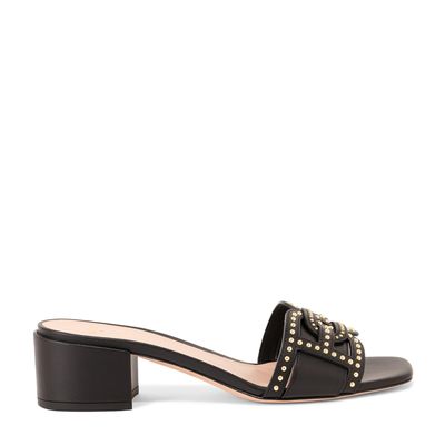 Peoni sandals