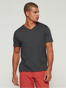 Everyday V-neck tee