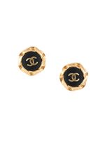 Chanel Pre-Owned 1996 twisted edges CC earrings - GOLD