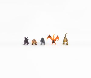 5 Pieces Set With Dinosaurs Figureines  Brown Combo