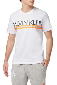 Logo Graphic T-Shirt Logo Graphic T-Shirt