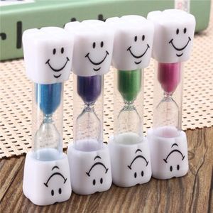 1 Minute Hourglass Mini Smiling Face Sand Clock Timer Sandglass Decor Gift Kitchen Timming