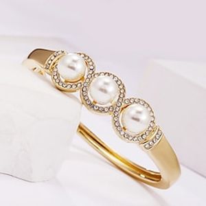 Women's Pearl Cuff Bracelet Geometrical Gypsophila Unique Design Korean Alloy Bracelet Jewelry Golden yellow For Halloween Gift Carnival Prom Club Lightinthebox