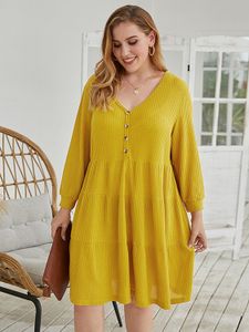 Plus Size V-neck Long Sleeves Midi Dress