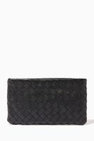 Medium Pouch in Intrecciato Nappa Medium Pouch in Intrecciato Nappa