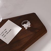 acrylic pearl butterfly ring niche design cute wild ins amber acetate bow ring female Lightinthebox - thumbnail