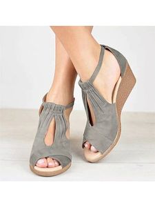 Fishmouth suede buckle sandals