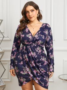 YOINS Plus Size V-neck Floral Print Long Sleeves Dress