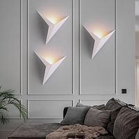 2PCS Triangle Three-dimensional Wall Lamp Modern Art and Creativity Indoor Wall lamp 3W 25cm Indoor Metal Wall Lamp AC85-265V Lightinthebox - thumbnail