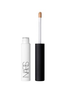 Tinted Smudge Proof Eyeshadow Base - Medium