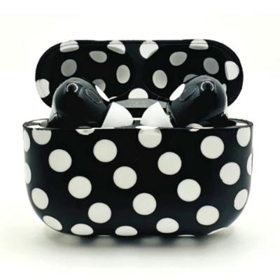 Customized Apple AirPods Pro 3 Black Polka Customized Apple AirPods Pro 3 Black Polka
