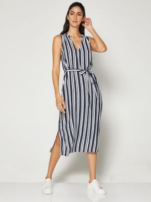 Sleeveless Maxi Dress Sleeveless Maxi Dress