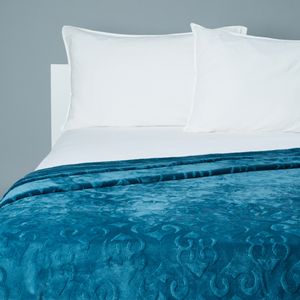 Berkshire Textured Bed Throw - 180x150 cms
