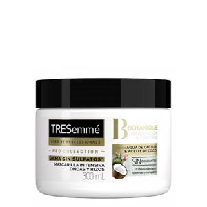 Tresemmé Botanique Hydrate and Control Curly Hair Mask 300ml