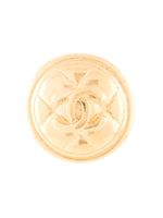 Chanel Pre-Owned CC logo medallion brooch - GOLD