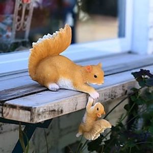 2 Pieces Squirrel Themed Decorative Garden Sculptures Garden Decoration Squirrel Garden Hanging Ornament Resin Animal Model Pendant miniinthebox