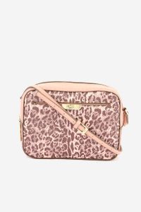 Womens Summer Leo Shoulder Bag 18 H x 25 L x 8 W cm  Nude Pink