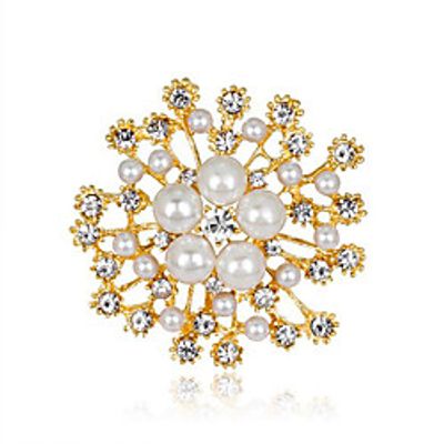Women's Brooches 3D Flower Fashion Imitation Pearl Gold Plated Brooch Jewelry Gold For Christmas Gifts Wedding Party Dress Party  Evening New Year Lightinthebox
