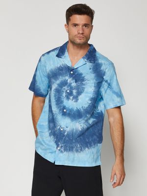 Tie-Dye Resort Shirt Tie-Dye Resort Shirt