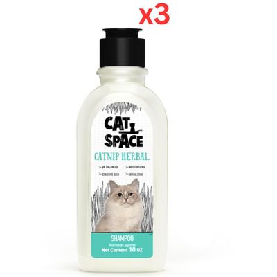 Cat Space Catnip Herbal Cat Shampoo 300ml (Pack Of 3) Cat Space Catnip Herbal Cat Shampoo 300ml (Pack Of 3)