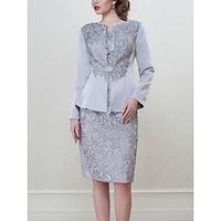 A-Line Mother of the Bride Dress Wedding Guest Elegant Petite Scoop Neck Knee Length Italy Satin Long Sleeve with Lace Split Front Crystal Brooch 2023 Lightinthebox - thumbnail