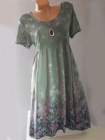 Round Neck Patchwork Floral Printed Lace Shift Dress - thumbnail