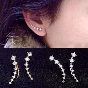 Big Dipper Zircon Stud Earrings A row of 7 diamonds inlaid with rhinestones and stars seven diamond earrings