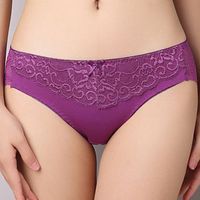 Embroidered Lace Seamless Breathable Panties