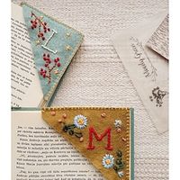 26 Letters Personalised Hand Embroidered Corner Bookmark, Felt Triangle Corner Page Bookmark, Unique Cute Flower Embroidery Bookmarks for Book Lovers Lightinthebox - thumbnail