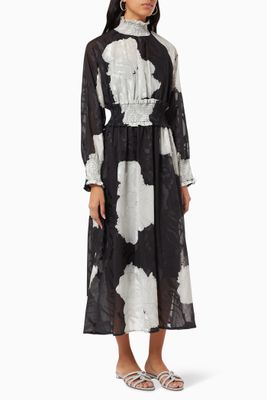 Shirring Detail Dress in Floral Print Shirring Detail Dress in Floral Print