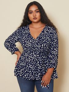 YOINS Plus Size V-neck Belt Design 3/4 Length Sleeves Blouse