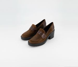 Womens D Kenly Suede Pumps  Brown