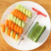 (1pcs) Creative Magic Spiral Coiler Cucumber Spiral Vegetable Cold Plate Fruit and Vegetable Twister