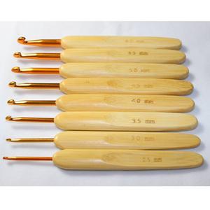 8Pcs Set Bamboo Handle Golden Alumina Head Crochet Hooks Needles Knit Knitting Weave Craft Tool