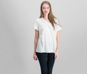 Women  Whip-Stitch Pocket T-Shirt  Oatmeal