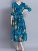 Bohemian Print V Neck 3/4 Sleeve Loose Hem Women Dresses