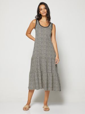 Sleeveless Tiered Maxi Dress Sleeveless Tiered Maxi Dress