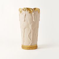 Horse Vase - 18x18x34 cms Horse Vase - 18x18x34 cms