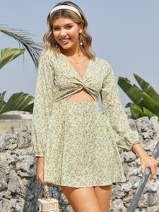 YOINS V-neck Calico Cut out Twist Long sleeves Mini Dress