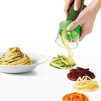 Multifunction Vegetable Spiralizer Handheld Spiral Cutter