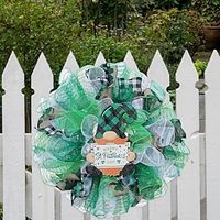 St. Patrick's Day Shamrock Wreath Door Hanging Decoration - Festive Ribbon and Leprechaun Wreath Ornament Prop for Irish Celebrations Lightinthebox