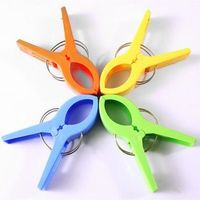 4pcs Powerful Laundry Clips Large Windproof Clip Cotton Quilt Clothes Big Clip